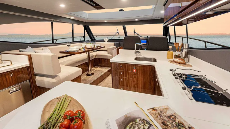 Slide: The Image of Riviera 465 SUV 2026 - 3944562