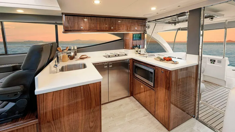 Slide: The Image of Riviera 465 SUV 2026 - 3944563