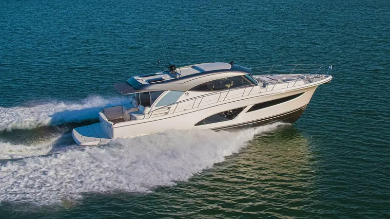 Slide: The Image of Riviera 465 SUV 2027 - 3944573