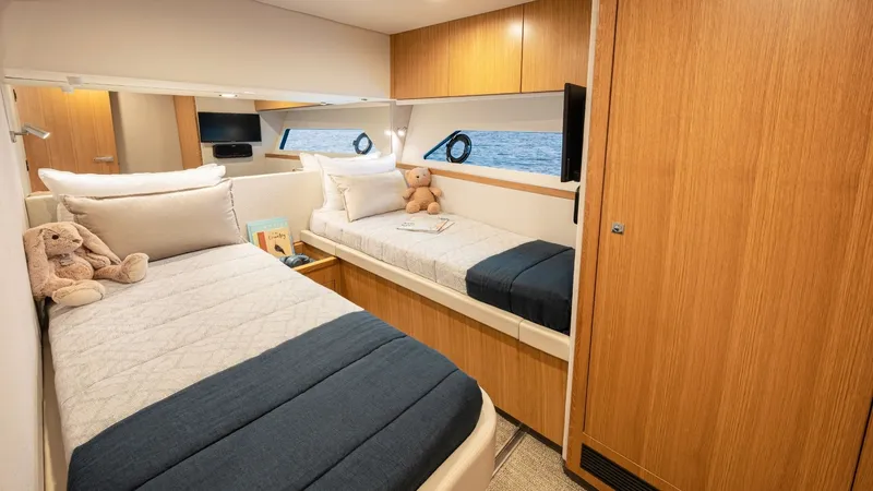 Slide: The Image of Riviera 58 Sports Motor Yacht 2027 - 6304916