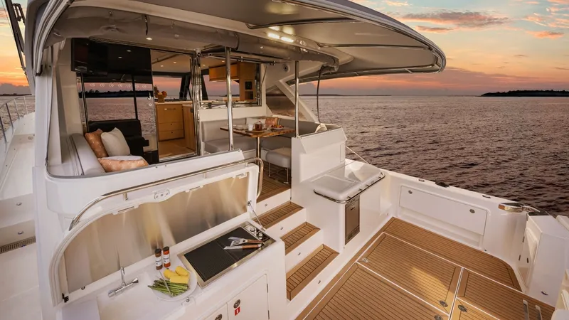 Slide: The Image of Riviera 58 Sports Motor Yacht 2027 - 6304931