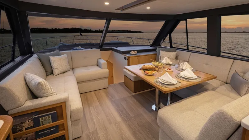 Slide: The Image of Riviera 58 Sports Motor Yacht 2027 - 6304927