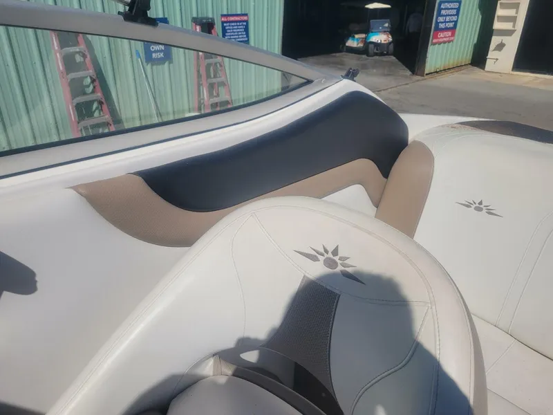 Slide: The Image of Mariah 21SC 2009 - 3949042