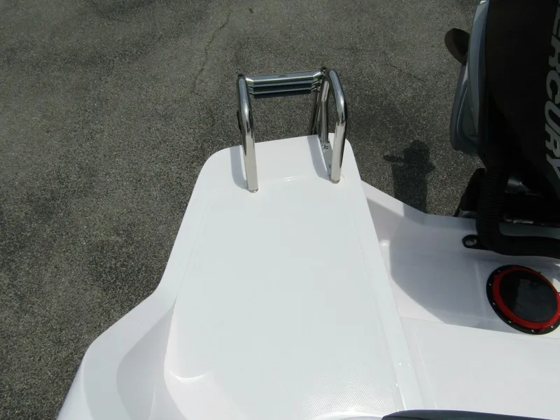 Slide: The Image of Axopar 25 Cross Top 2024 - 5282184