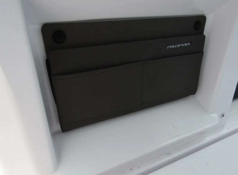 Slide: The Image of Axopar 25 Cross Top 2024 - 5282190