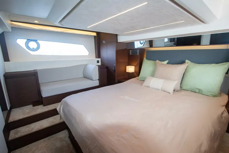 Slide: The Image of 2020 Prestige 460 Flybridge - FANTASEA - 3961555
