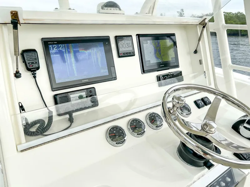 Slide: The Image of SeaVee 390Z Center Console 2017 - 3959769