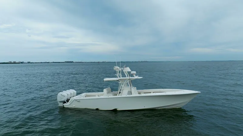 Slide: The Image of SeaVee 390Z Center Console 2017 - 3959753