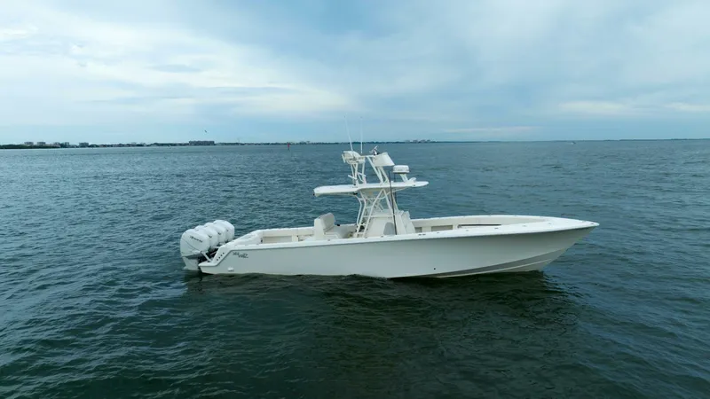 Slide: The Image of SeaVee 390Z Center Console 2017 - 3959754