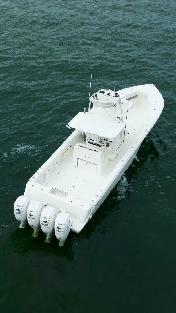 Slide: The Image of SeaVee 390Z Center Console 2017 - 3959758