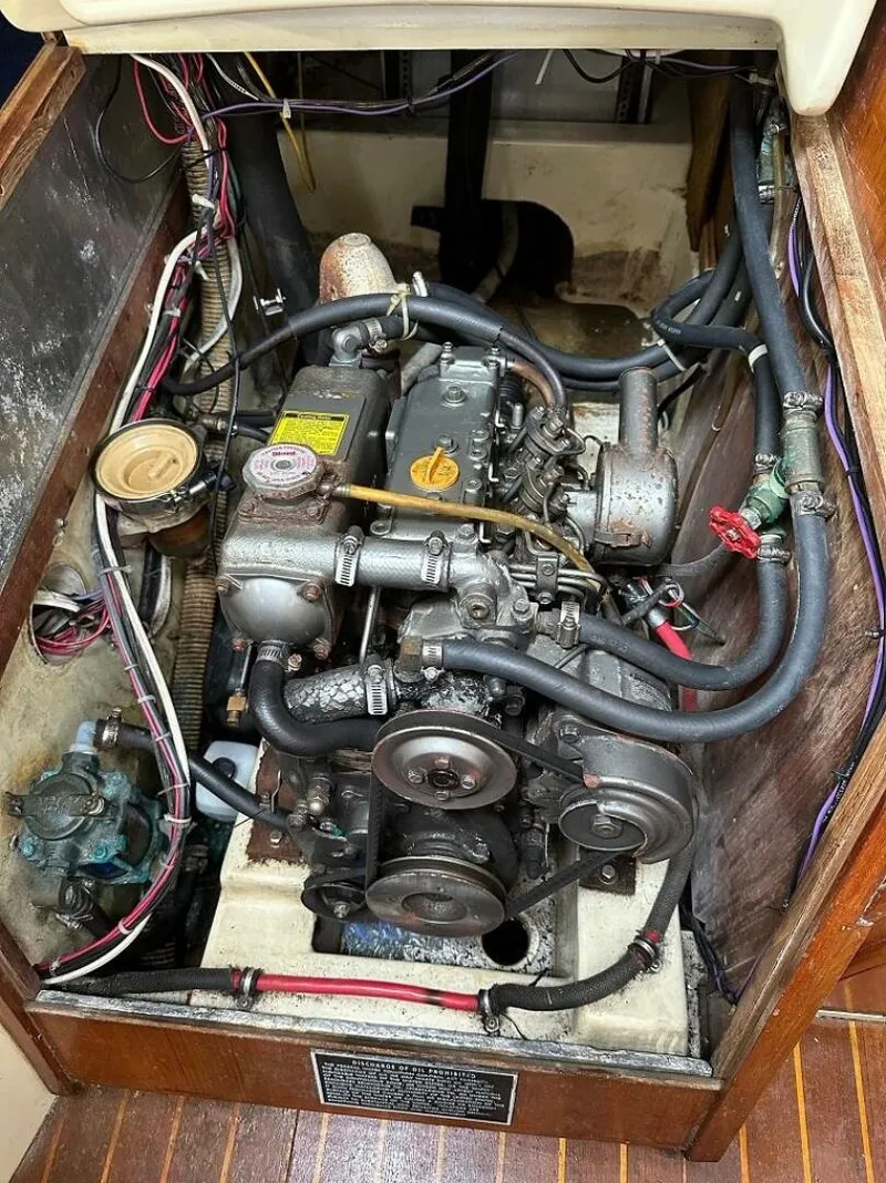 Slide: The Image of Pearson Sloop 1985 - 3959703