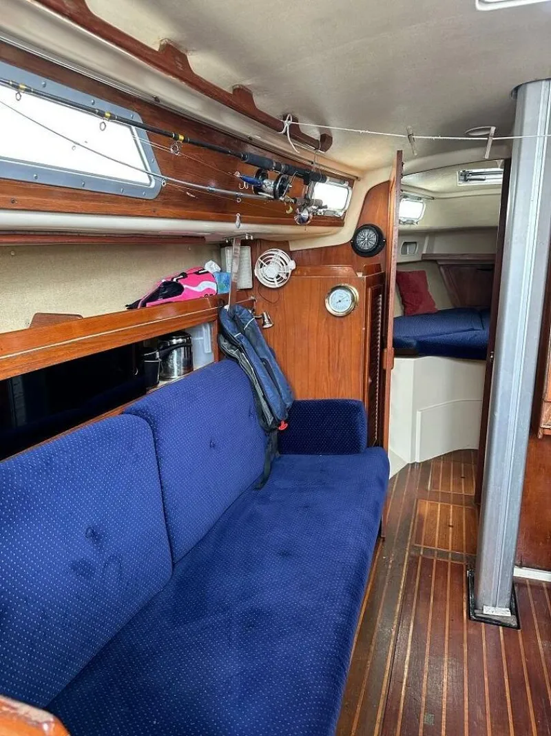 Slide: The Image of Pearson Sloop 1985 - 3959695