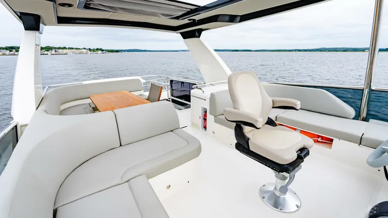 Slide: The Image of Absolute 52 Navetta 2023 - 4651232