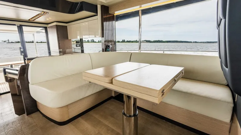 Slide: The Image of Absolute 52 Navetta 2023 - 4651276