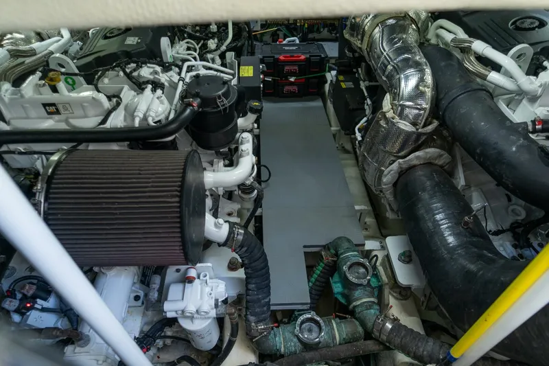 Slide: The Image of Sea Ray L550 2018 - 3962638