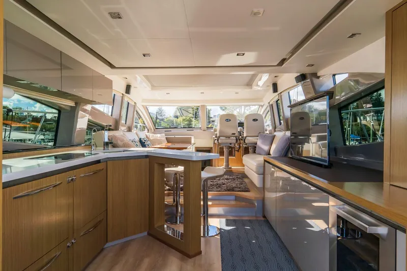 Slide: The Image of Sea Ray L550 2018 - 3962634