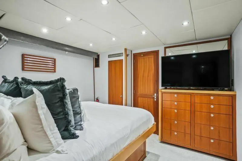 Slide: The Image of Custom Flybridge Motoryacht 2009 - 3979314