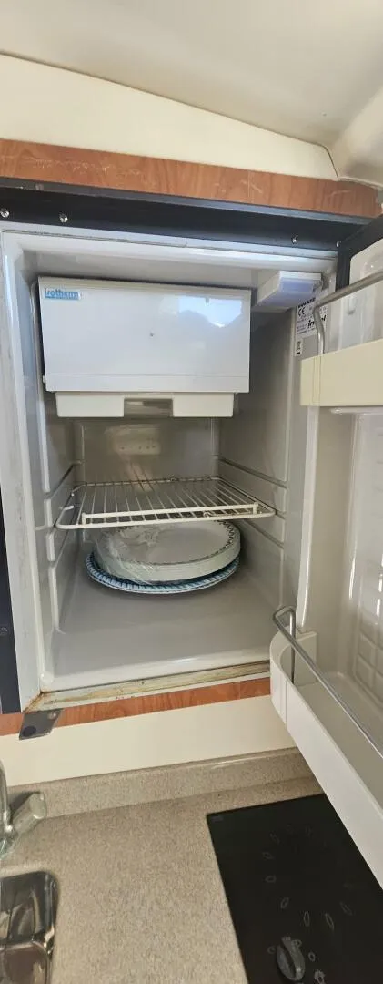 Slide: The Image of World Cat 320 EC 2008 - 4940348