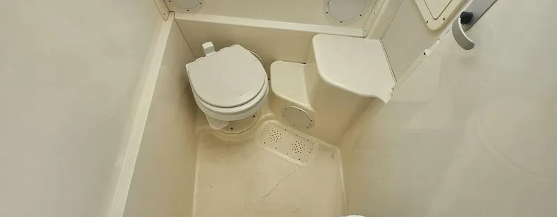 Slide: The Image of World Cat 320 EC 2008 - 4940353