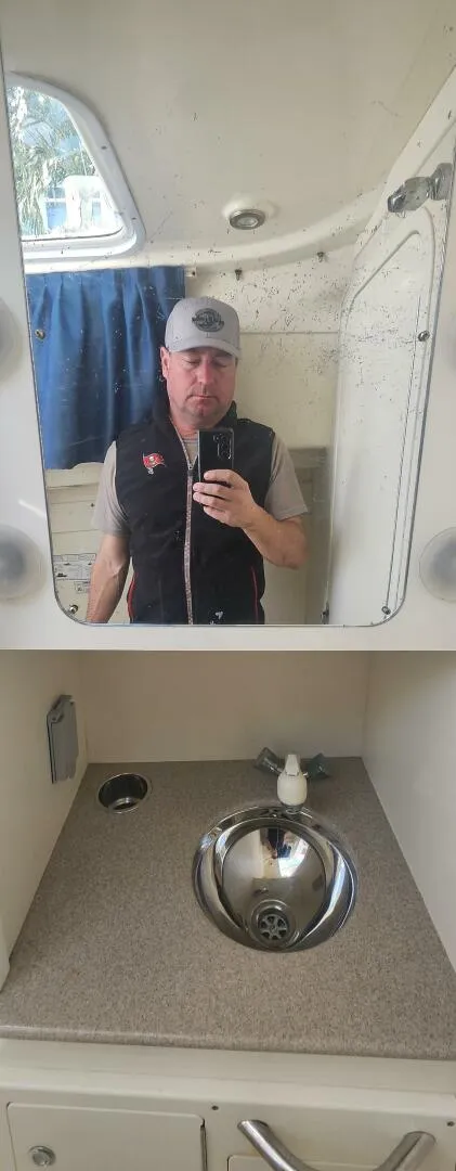 Slide: The Image of World Cat 320 EC 2008 - 4940356