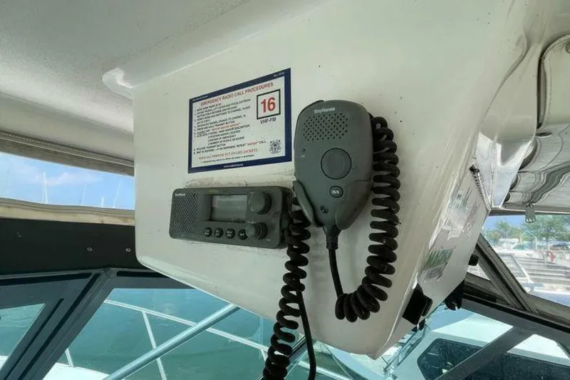 Slide: The Image of Pursuit 3400 Express 2000 - 3987439
