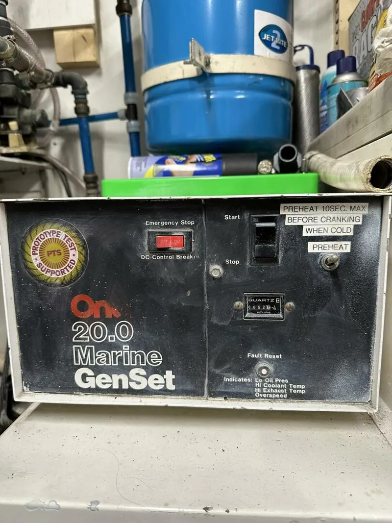 Slide: The Image of Viking Motor Yacht 1988 - 3988955