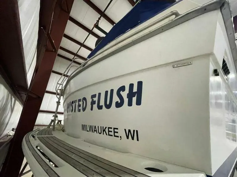 Slide: The Image of Viking 43 Double Cabin 1979 - 3990069