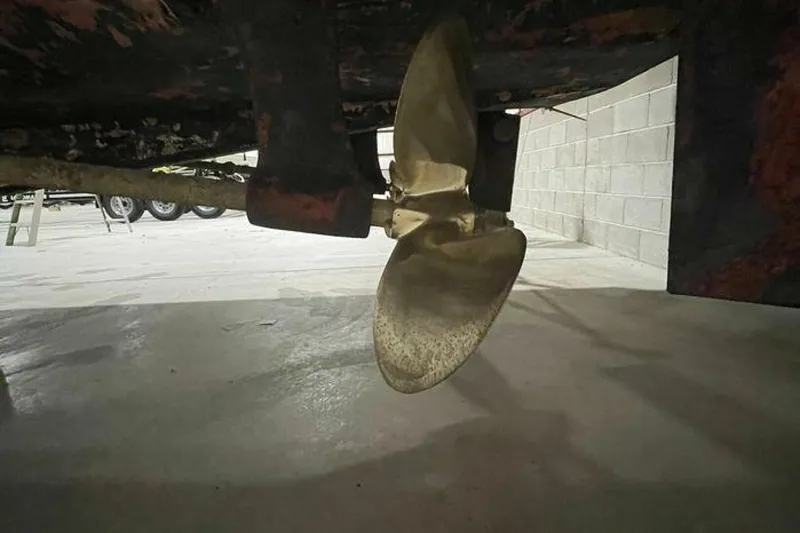 Slide: The Image of Viking 43 Double Cabin 1979 - 3990070