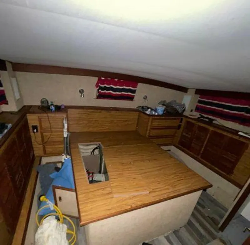 Slide: The Image of Viking 43 Double Cabin 1979 - 3990077