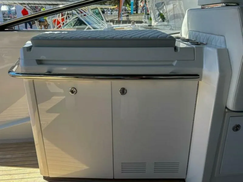 Slide: The Image of Windy 40 Camira SX 2023 - 4250288