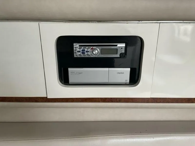 Slide: The Image of Sea Ray 330DA 1996 - 3968495