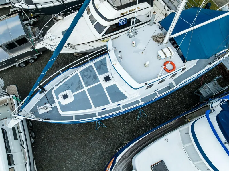 Slide: The Image of Diesel Duck 41-Plus 2009 - 5154530