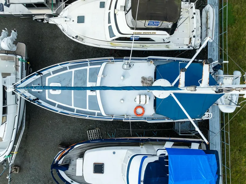 Slide: The Image of Diesel Duck 41-Plus 2009 - 5154535