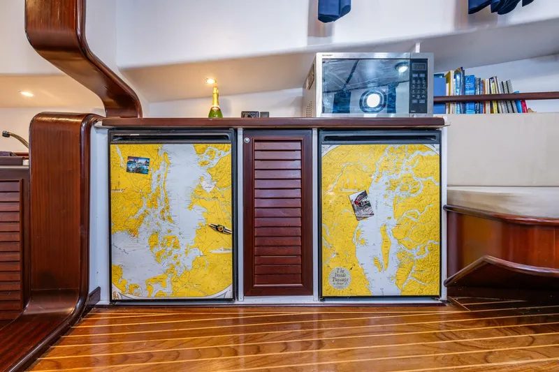 Slide: The Image of Diesel Duck 41-Plus 2009 - 5154544