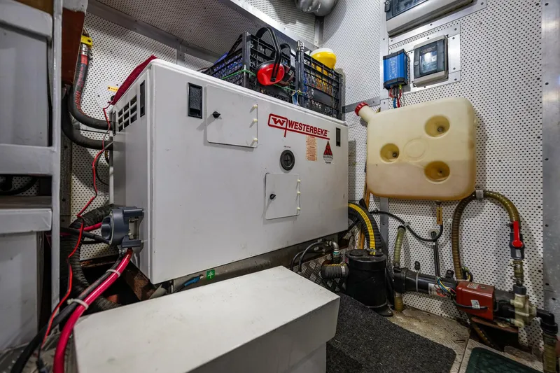 Slide: The Image of Diesel Duck 41-Plus 2009 - 5154551