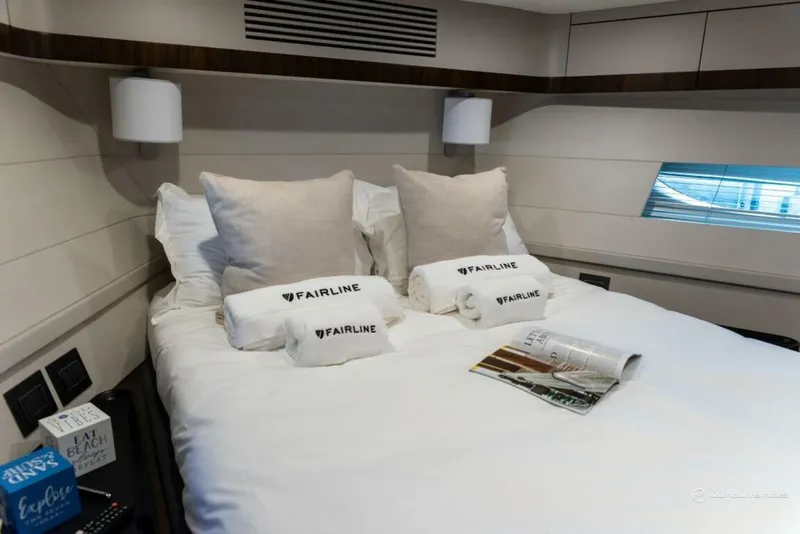 Slide: The Image of Fairline Phantom 65 2023 - 3971772