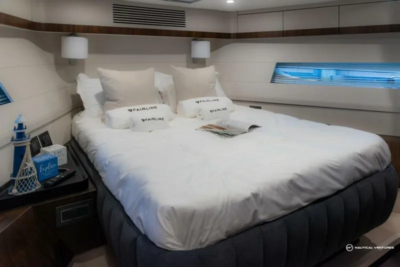 Slide: The Image of Fairline Phantom 65 2023 - 3971778