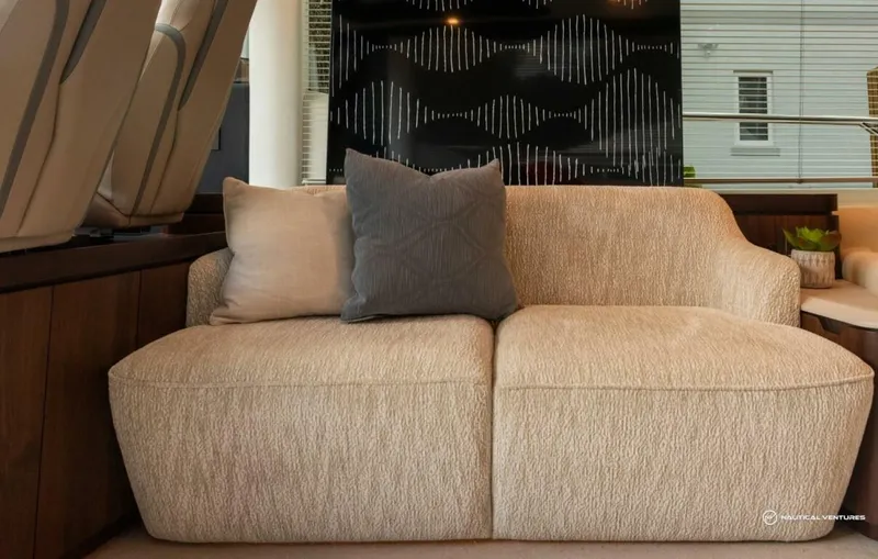 Slide: The Image of Fairline Phantom 65 2023 - 3971794