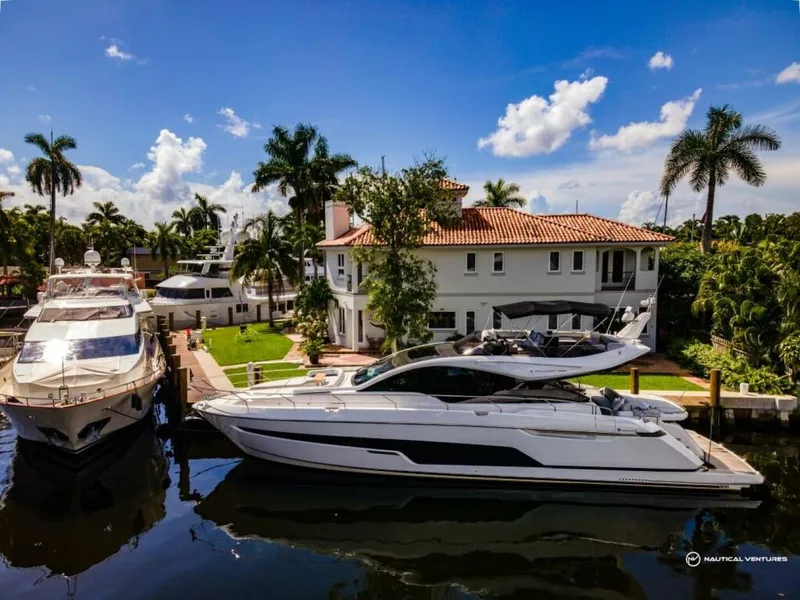 Slide: The Image of Fairline Phantom 65 2023 - 3971741