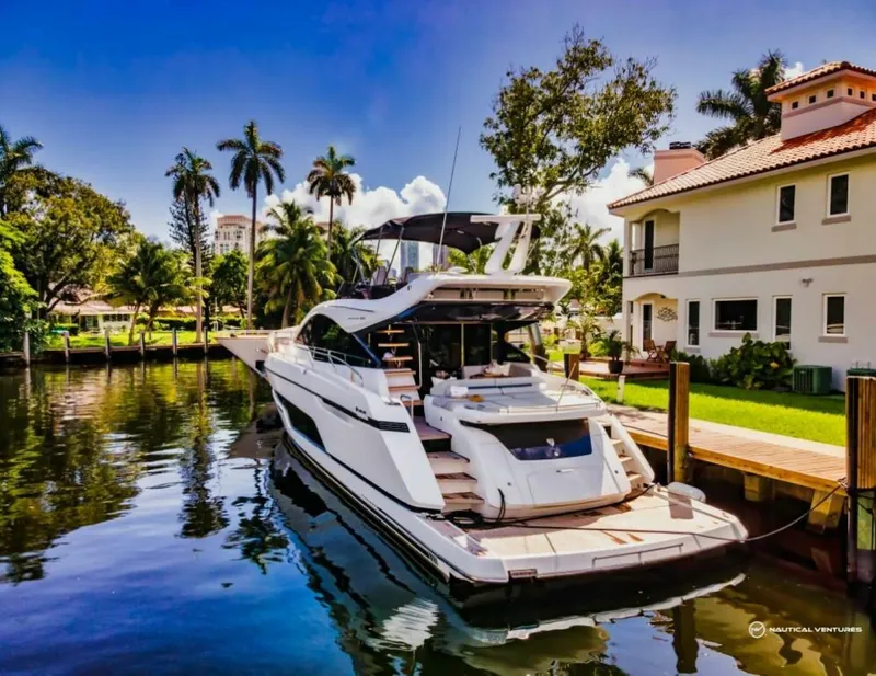 Slide: The Image of Fairline Phantom 65 2023 - 3971743