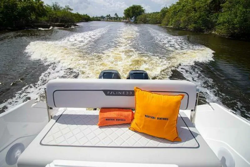 Slide: The Image of Fairline F Line 33 2021 - 3971980