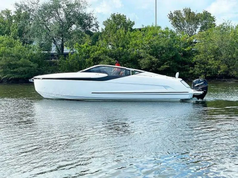 The Image of Fairline F Line 33 2021 - 3971993