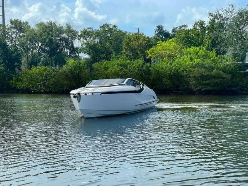 Slide: The Image of Fairline F Line 33 2021 - 3971990