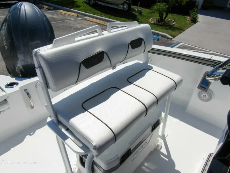 Slide: The Image of Wellcraft 202 Fisherman 2024 - 3972291