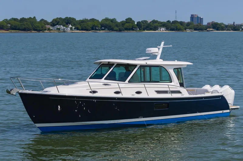 Slide: The Image of 39BackCove3902025012 - 5375627