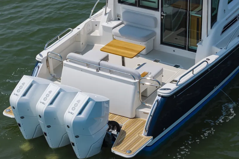 Slide: The Image of 39BackCove3902025134 - 6025017