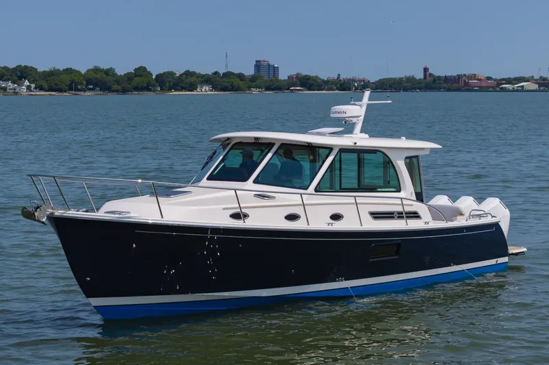 Slide: The Image of 39BackCove3902025137 - 6025020