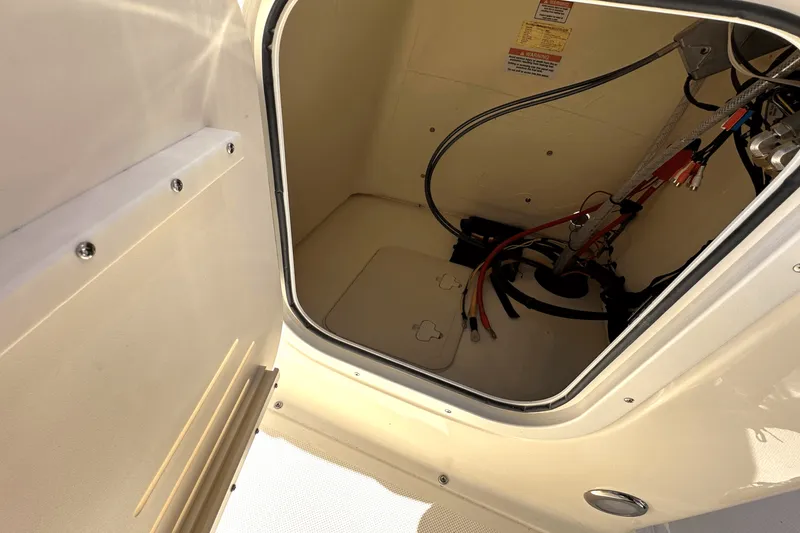 Slide: The Image of Scout 175 Sportfish 2025 - 8