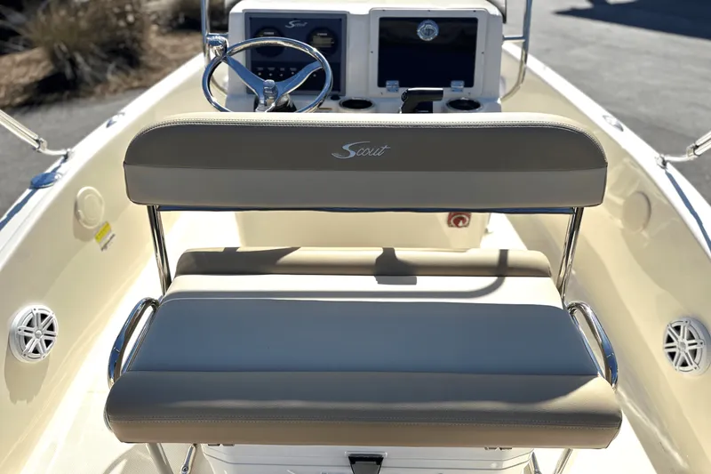 Slide: The Image of Scout 175 Sportfish 2025 - 5