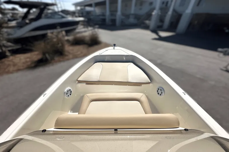 Slide: The Image of Scout 175 Sportfish 2025 - 9